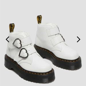 Dr. Martens Devon heart leather platform boots